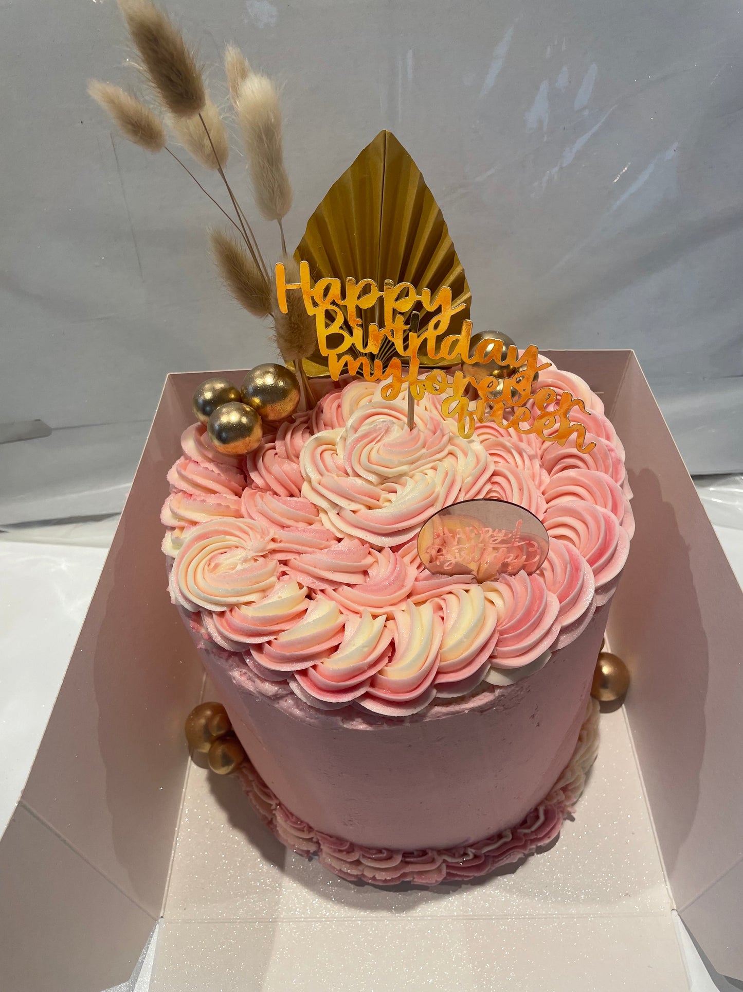 Pink & gold cake